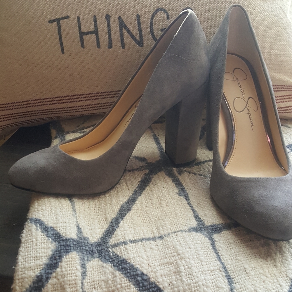 Jessica Simpson heels